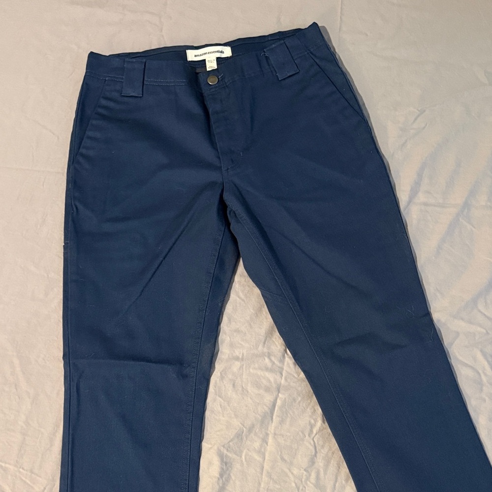 Amazon Essentials Men's Dark Blue Chinos